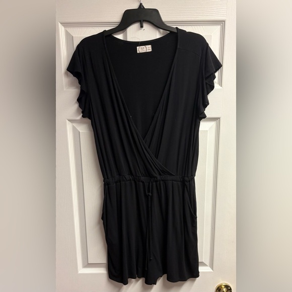 Maurices 24/7 Black Casual Romper W/ Waist Drawstring Size Medium - Picture 1 of 3